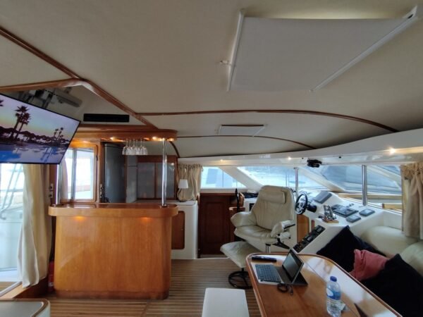 Large Catamaran Hire in Lisbon