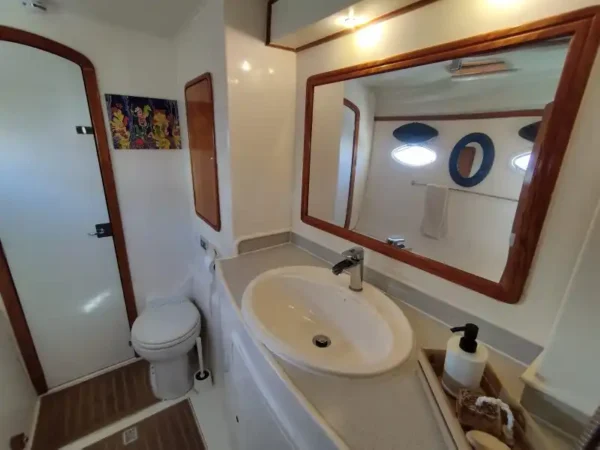 Large Catamaran Hire in Lisbon