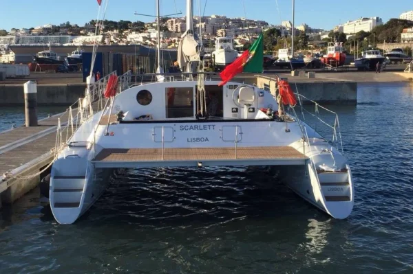 Lisboa Catamaran Cruise