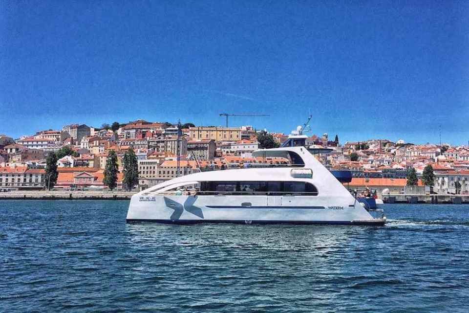 Luxurious Catamaran Lisbon