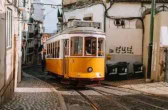 The Ultimate 2025 Alfama Walking Tour Itinerary
