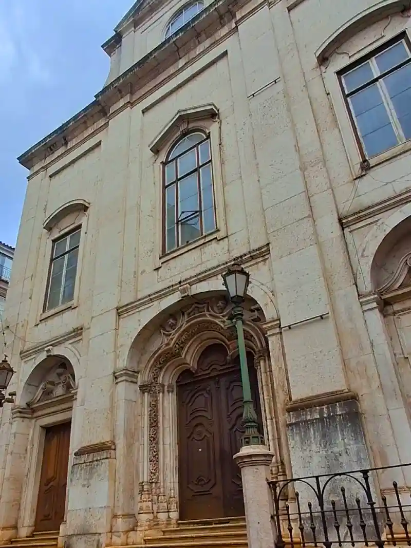 16 Things To Do In Alfama 10 things to do in Alfama 7