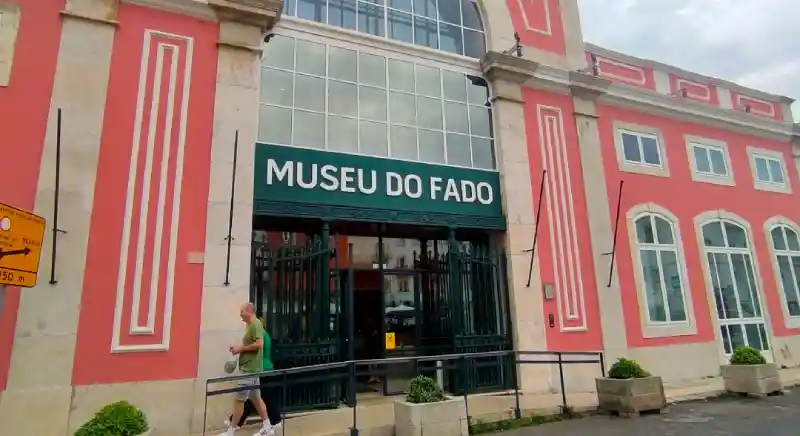 16 Things To Do In Alfama 7 things to do in Alfama 9